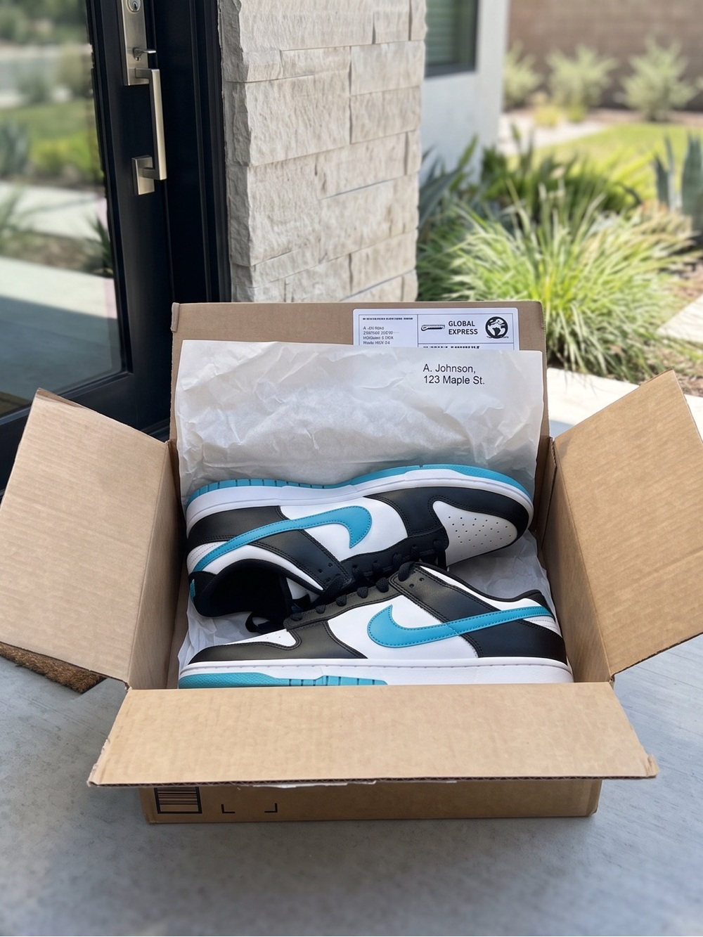 Kids Low-Top Sneakers in White, Black & Teal Blue